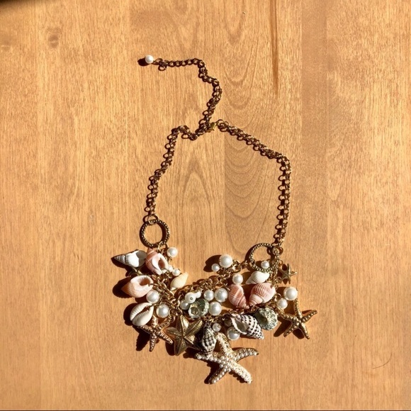 Bundle: two statement necklaces. - Picture 4 of 5